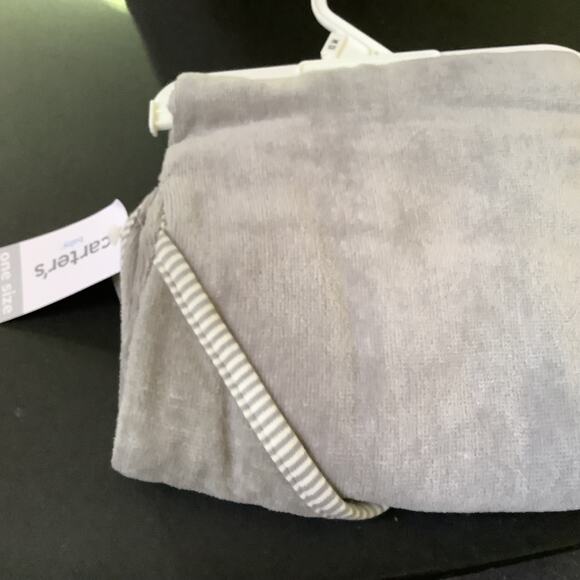 Carter's Elephant Bath Towel - One Size Hooded Towel - NWT - 30"x30" - Picture 5 of 5